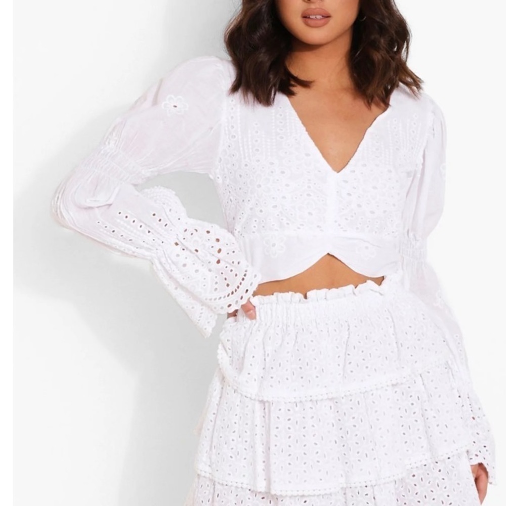 White Eyelet Puff Sleeve Detail Crop Top size 4 boho Y2K - Picture 3 of 5